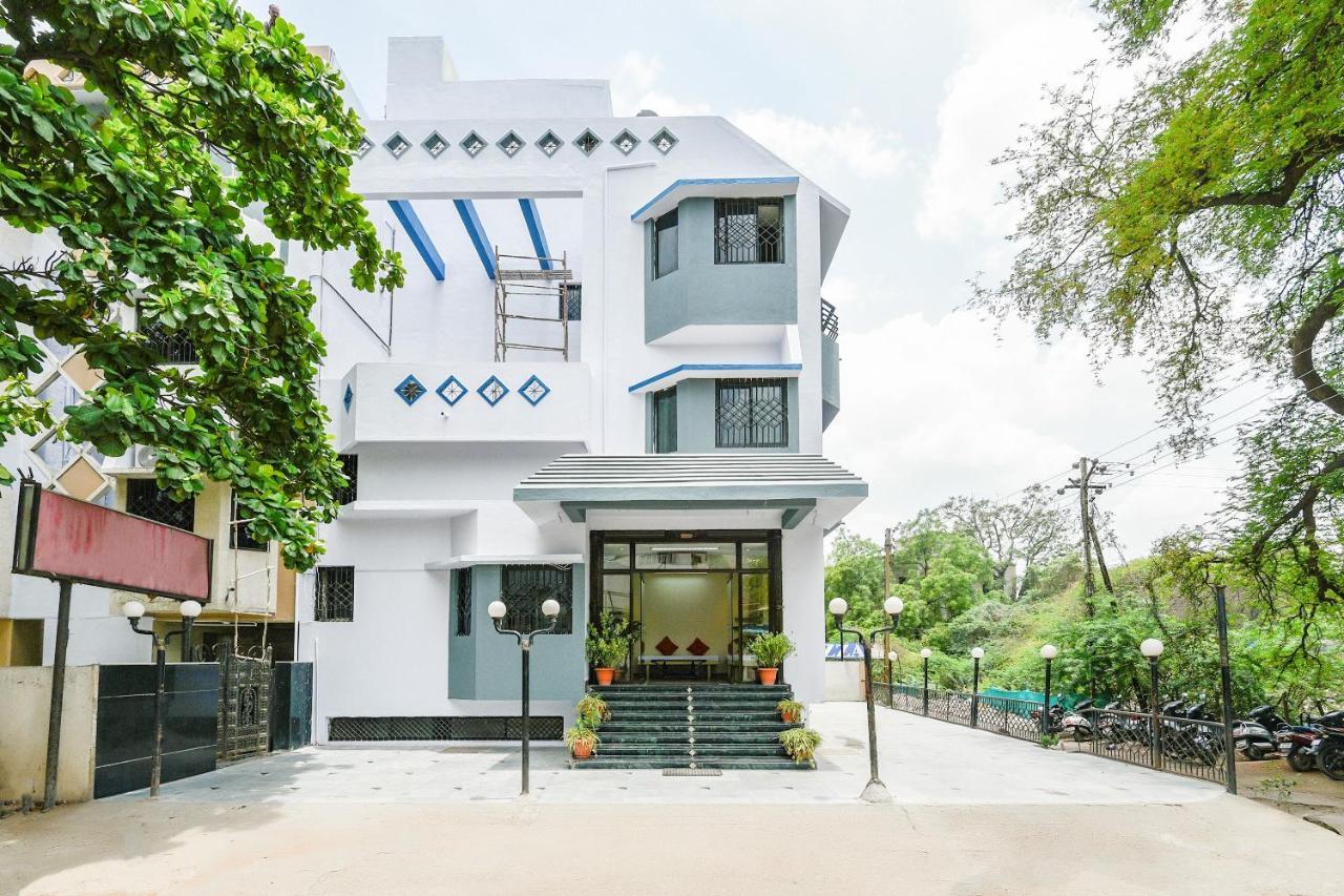 Oyo 14826 Ashoka Executive Hotel Aurangabad  Exterior photo